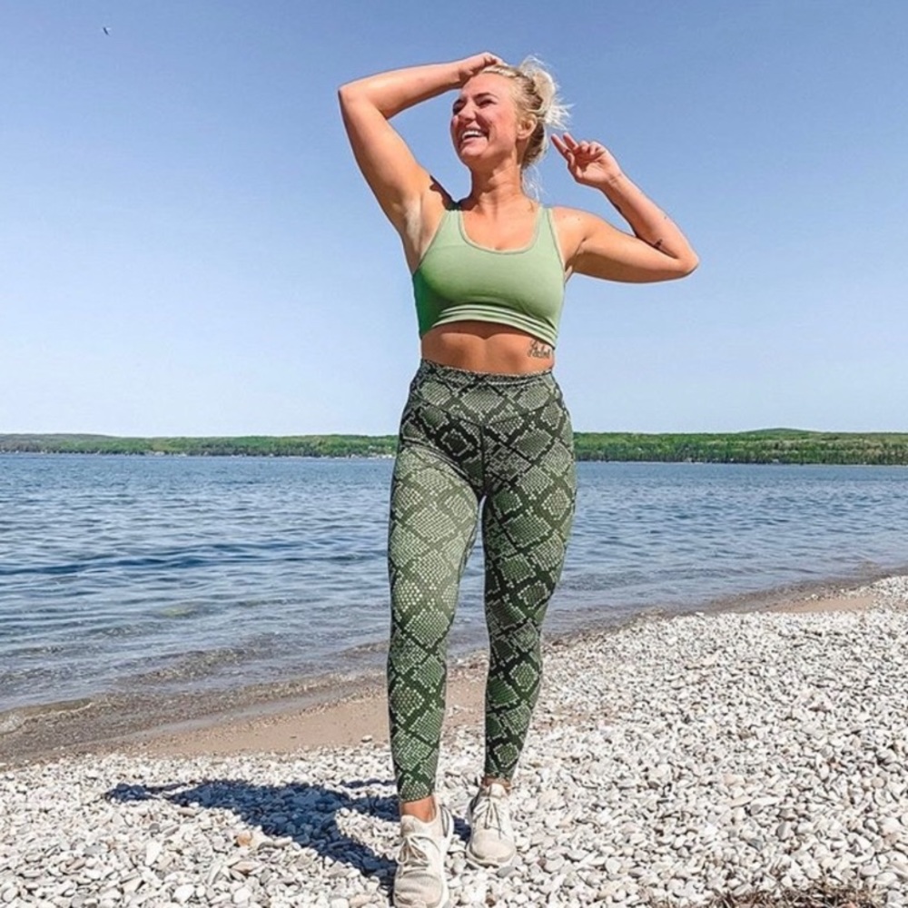 Balance Athletica Green Ascend Viper Kingdom Leggings Size Small